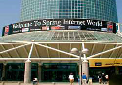 Speaking-Spring-Internet-World-2000-Craig-Tomlin-250x175
